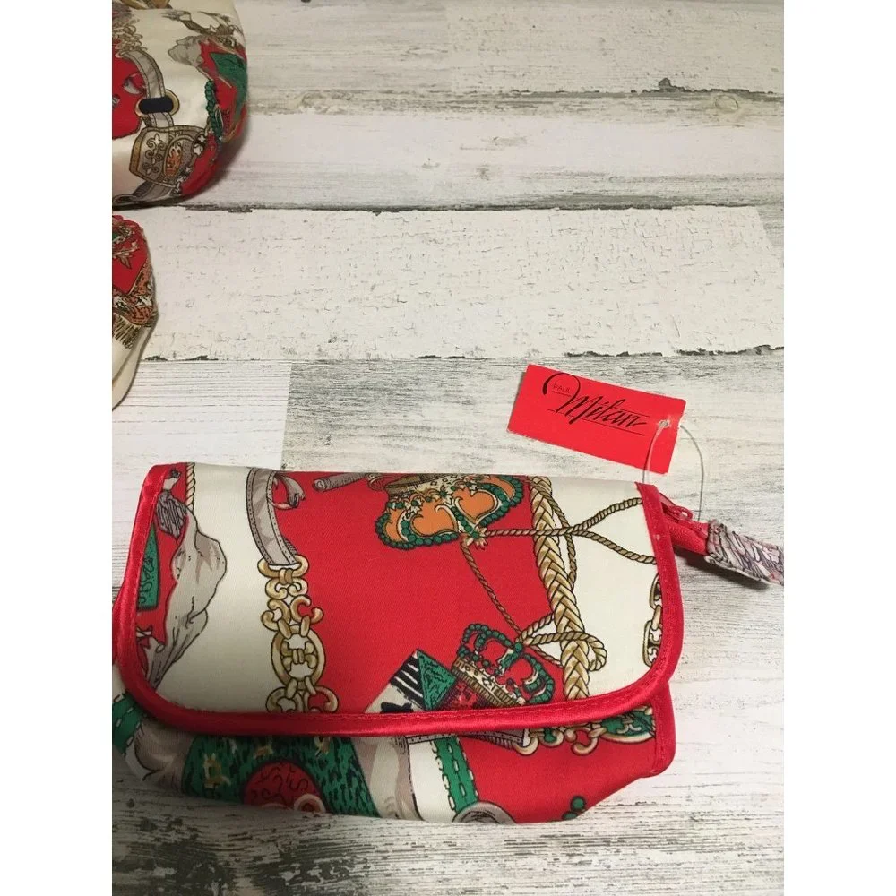 Cosmetic accessories bags set of three red white green plastic type interior zip